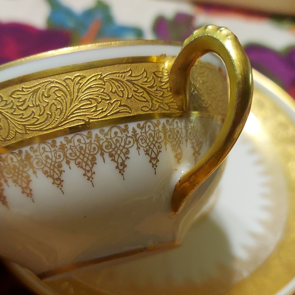 Limoges gold trim tea cup & saucer - Picture 10 of 10
